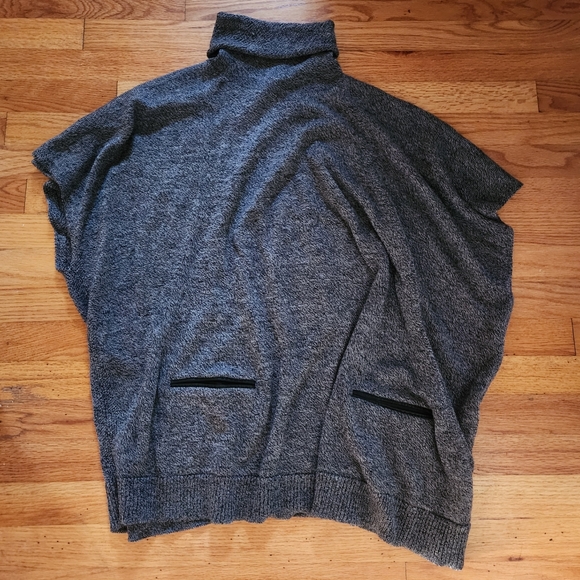 Theory Avreen Harmony Oversized Knit 100% Wool Poncho Sweater Size Small… - Picture 6 of 9